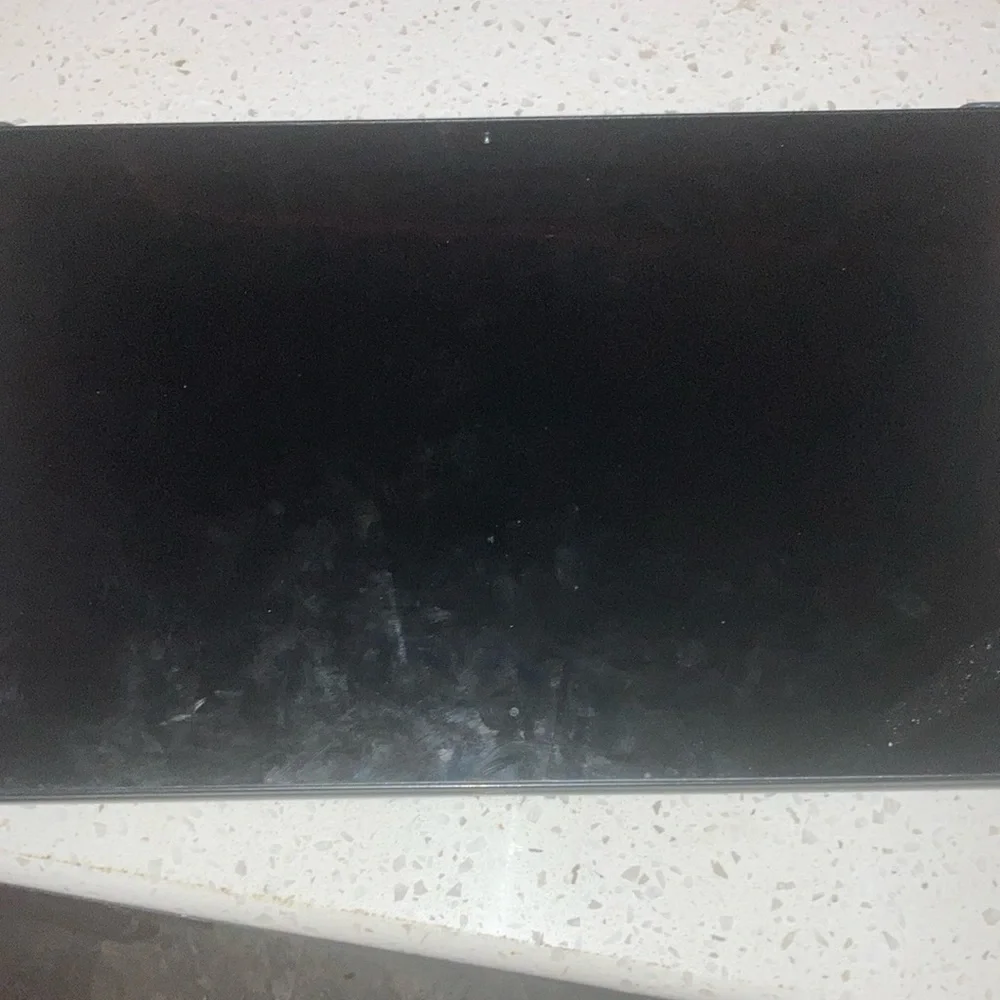 I’m selling a good tablet it’s nearly used